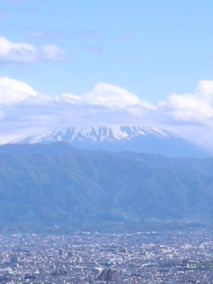 i12051214.jpg